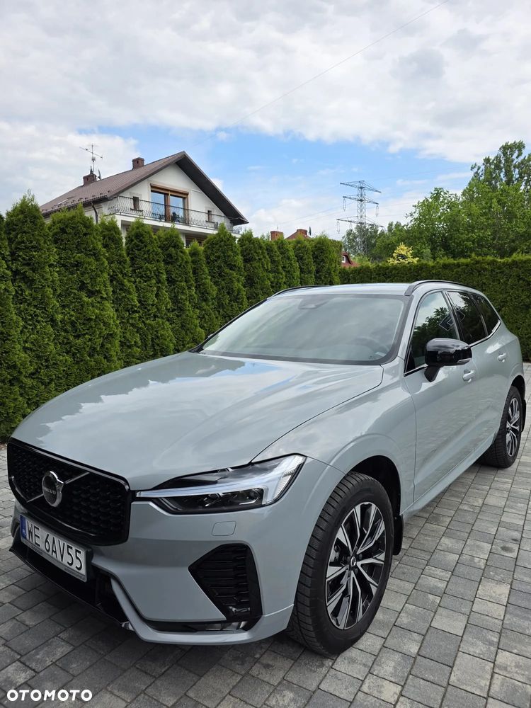 Volvo XC 60 B4 B Plus Dark - 13