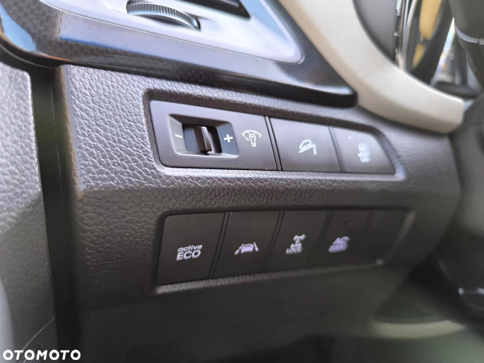 Hyundai Santa Fe 2.2 CRDi 4WD Automatik Premium - 32