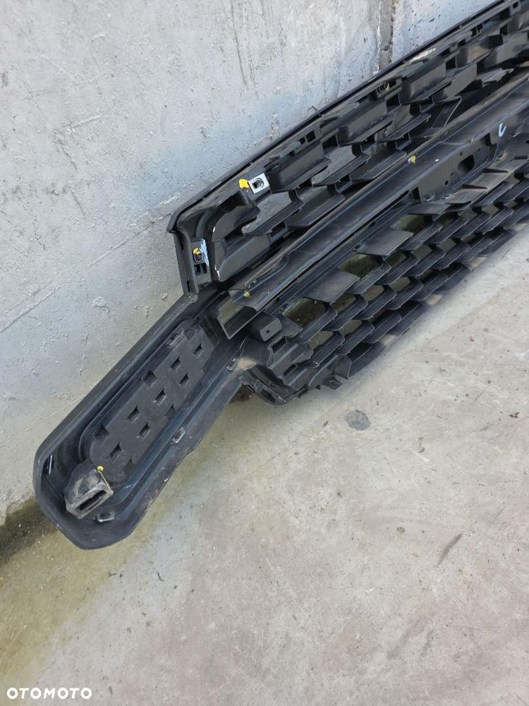 FORD RANGER IV LIMITED GRILL ATRAPA - 9