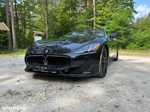 Maserati GranCabrio Sport - 11