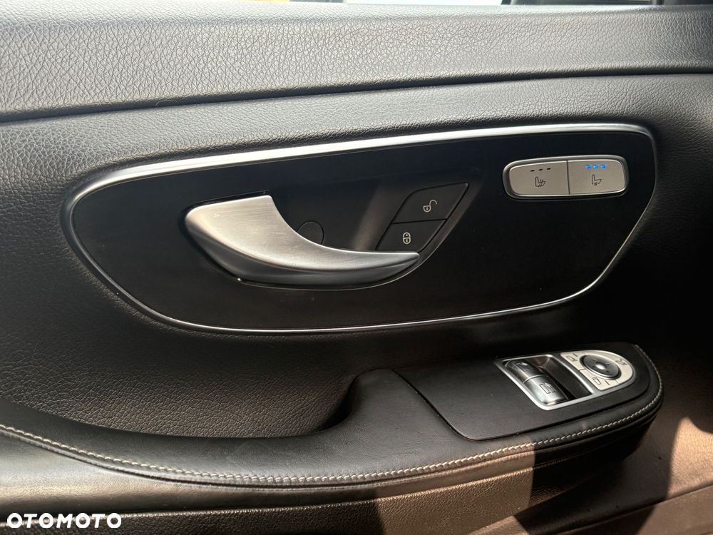 Mercedes-Benz Klasa V 300 d lang 9G-TRONIC Avantgarde Edition Edition 19 - 18