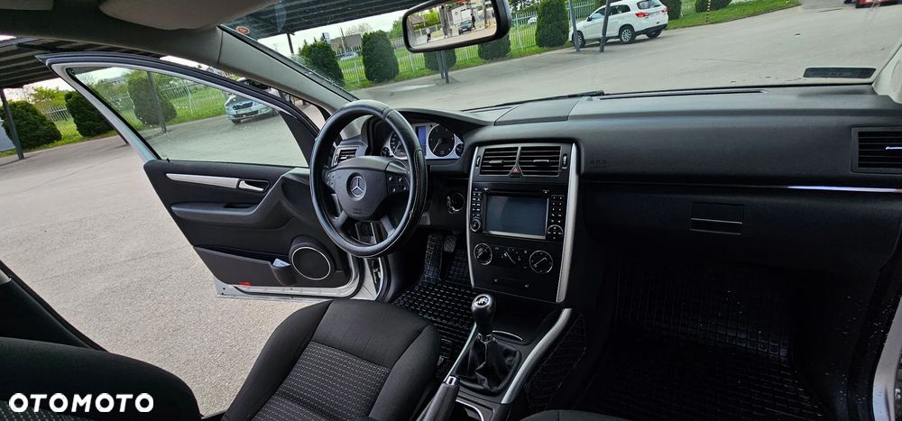 Mercedes-Benz Klasa B 180 CDI Special Edition - 15
