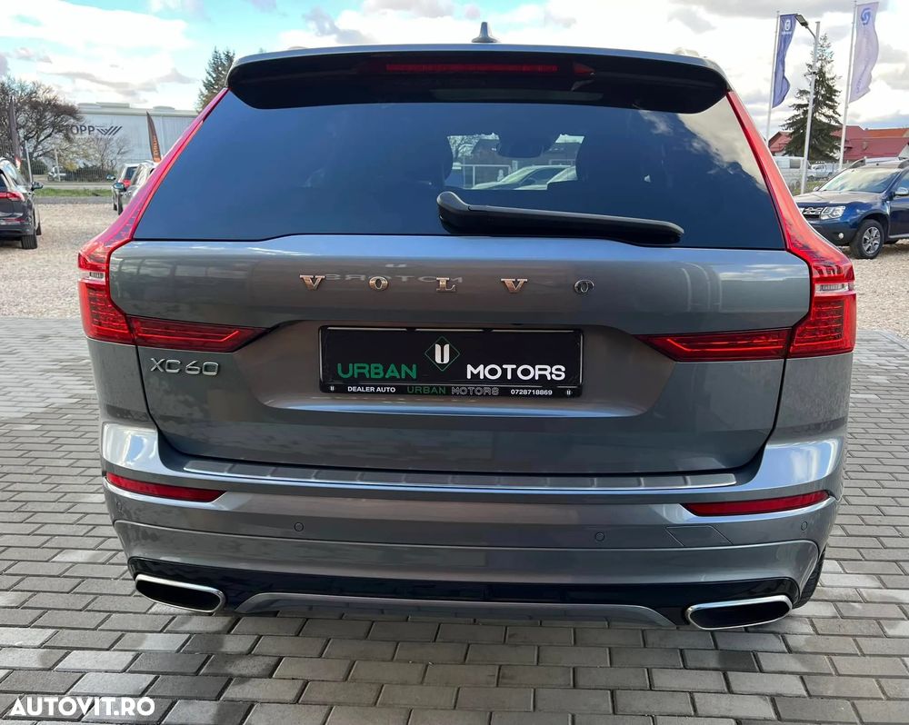 Volvo XC 60 D5 AWD R-Design - 15