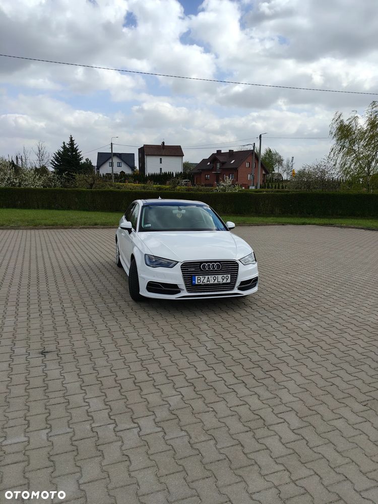 Audi A3 Sportback - 12