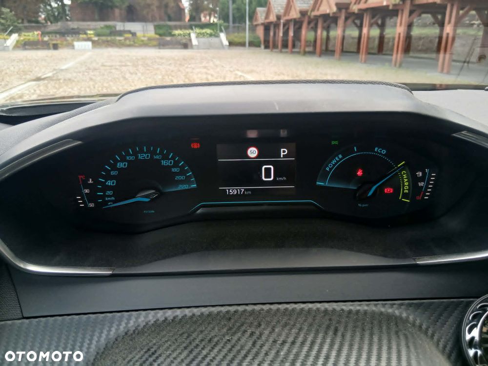 Peugeot 2008 Hybrid 136 e-DSC Style - 8