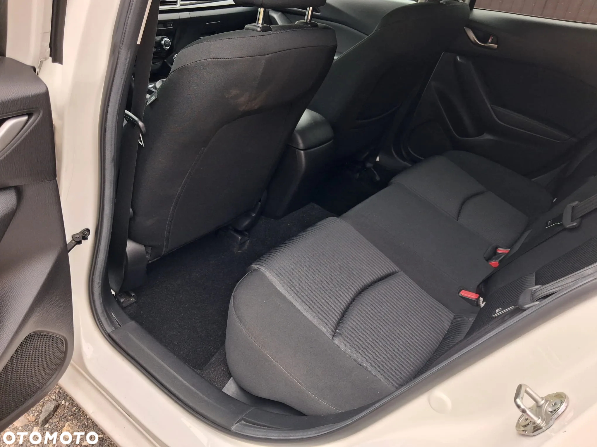 Mazda 3 1.5 D Skypassion - 16
