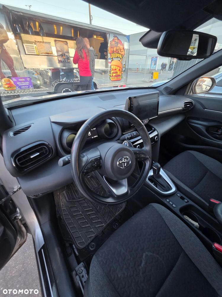 Toyota Yaris Cross - 17