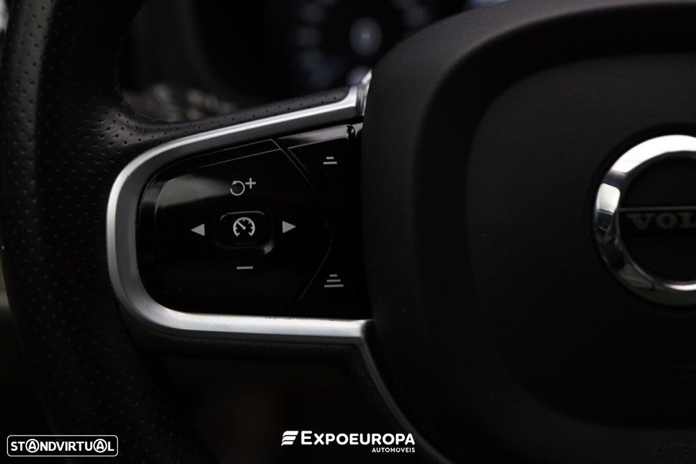 Volvo XC 60 2.0 T8 PHEV Inscription AWD - 13