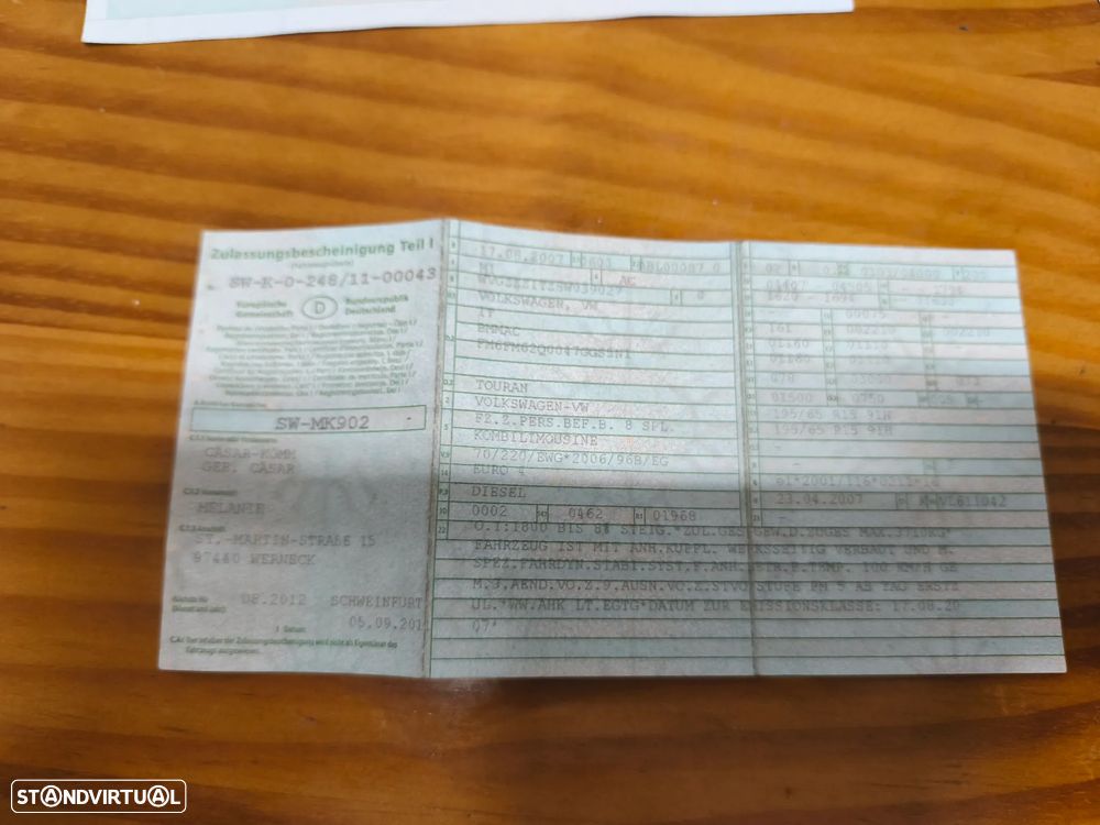 VW Touran 2.0 TDI DPF Trendline - 10