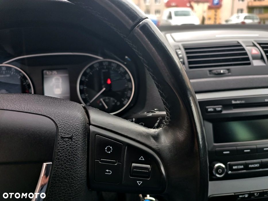 Skoda Octavia 1.6 TDI DPF Active - 27