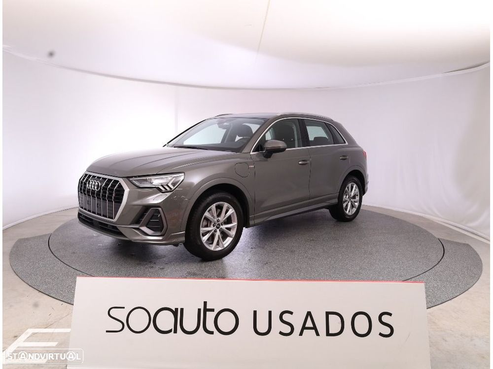 Audi Q3 45 TFSIe S line S tronic - 1