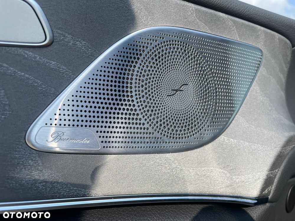 Mercedes-Benz CLS 300 d 4-Matic AMG - 35