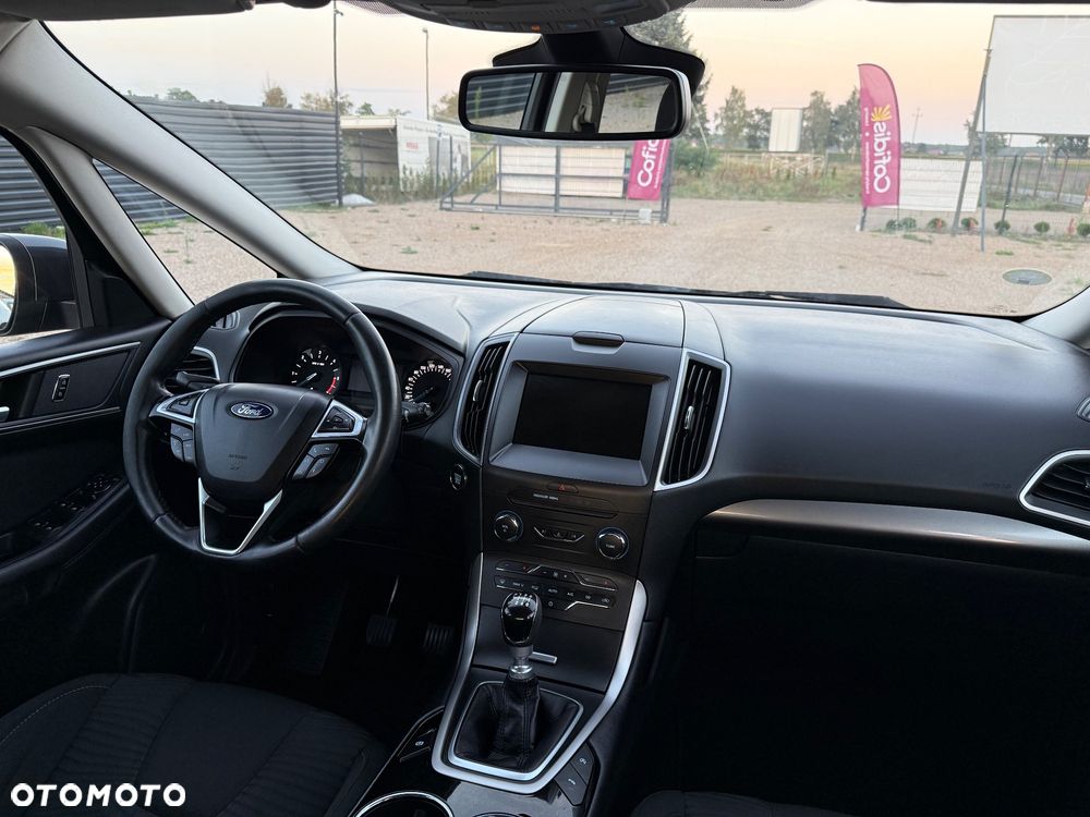 Ford S-Max 2.0 TDCi Trend - 29