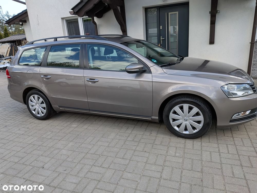 Volkswagen Passat - 9