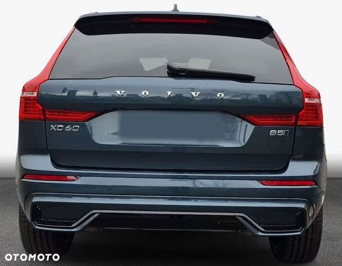 Volvo XC 60 B5 B AWD Ultimate Dark - 4
