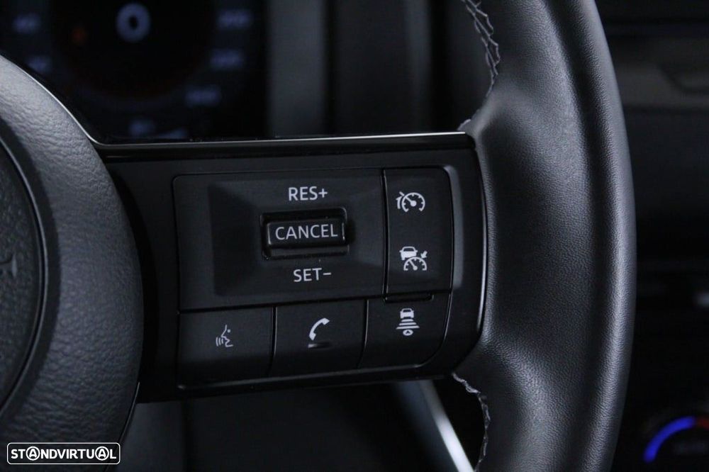 Nissan Qashqai 1.3 DIG-T N-Connecta LED+TT - 23