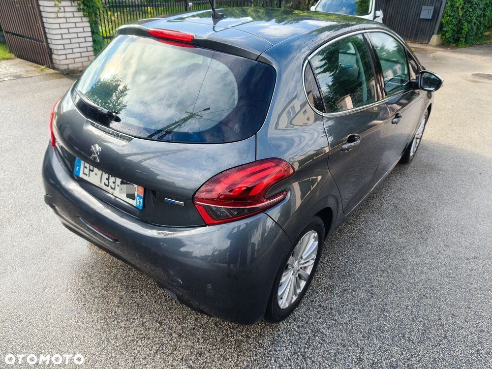 Peugeot 208 1.2 PureTech Allure - 13