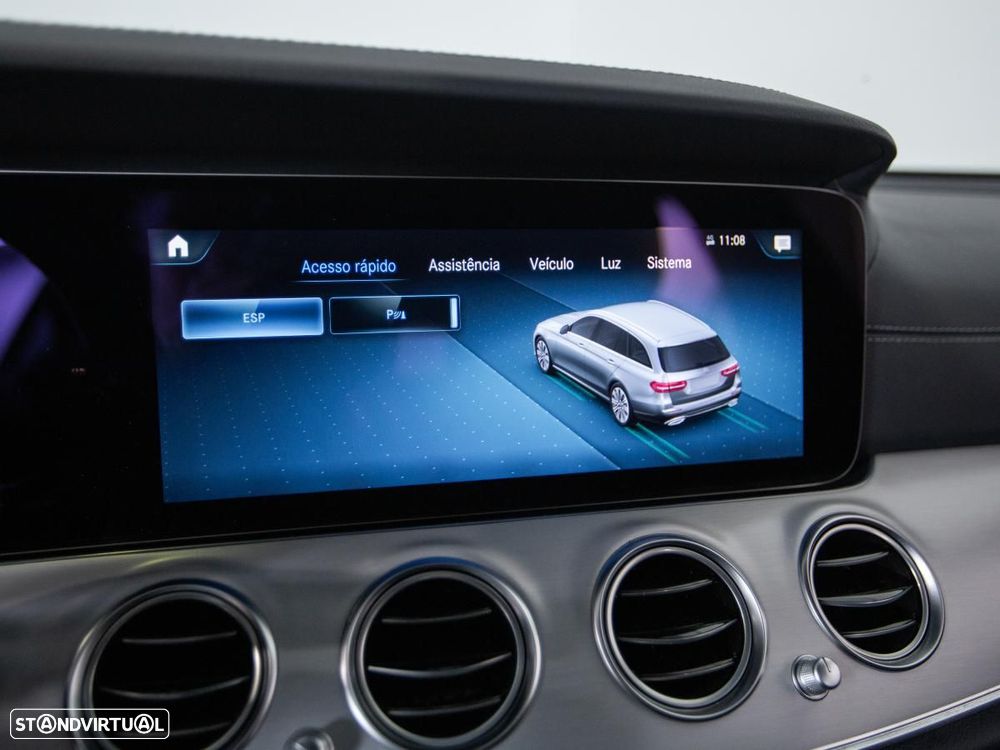 Mercedes-Benz E 220 d AMG 7L - 26