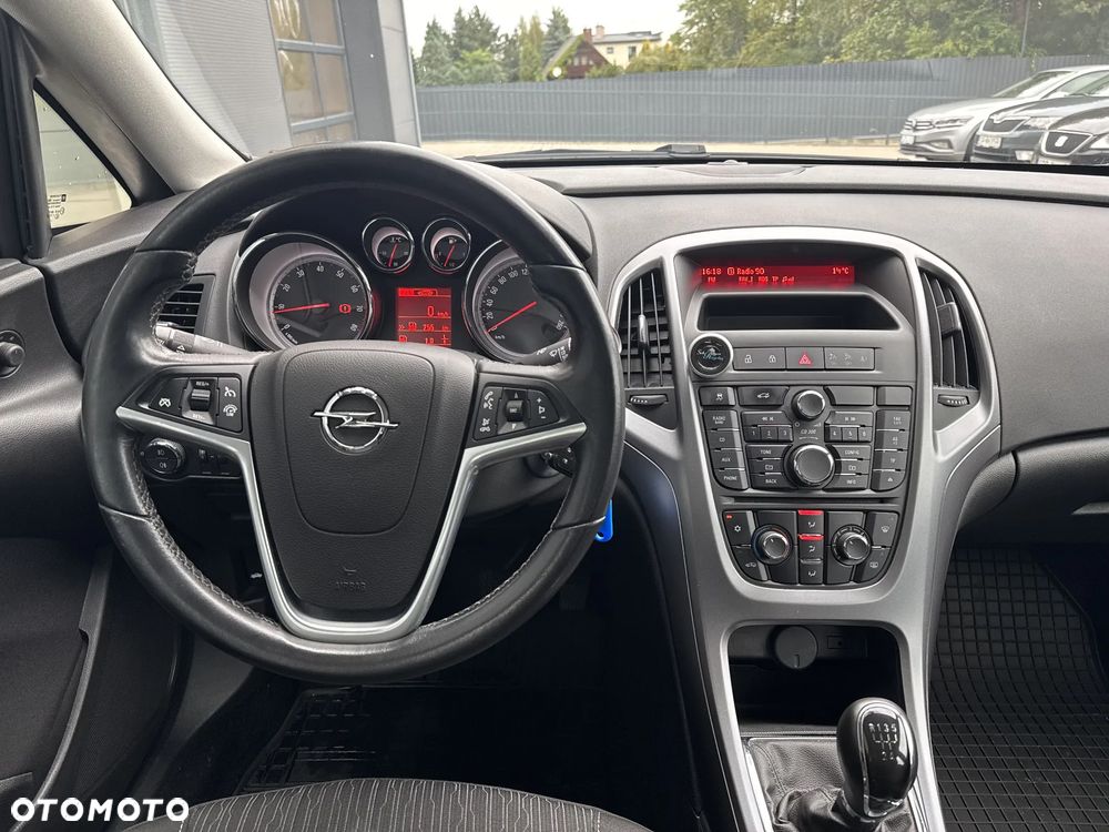 Opel Astra 1.6 EU6 - 11