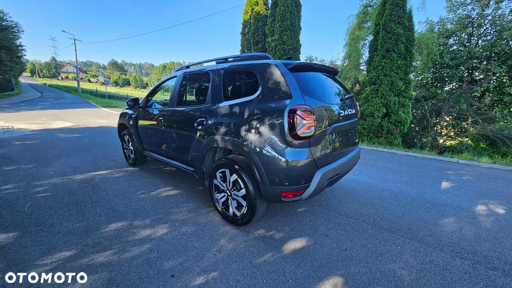 Dacia Duster TCe 100 2WD Celebration - 40