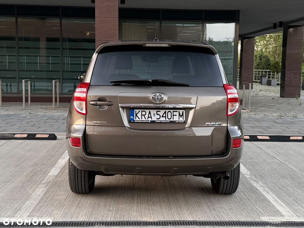 Toyota RAV4 - 19