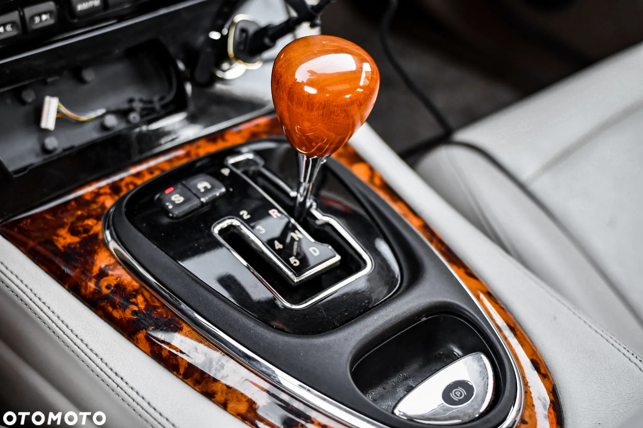 Jaguar S-Type 4.2 V8 High - 18