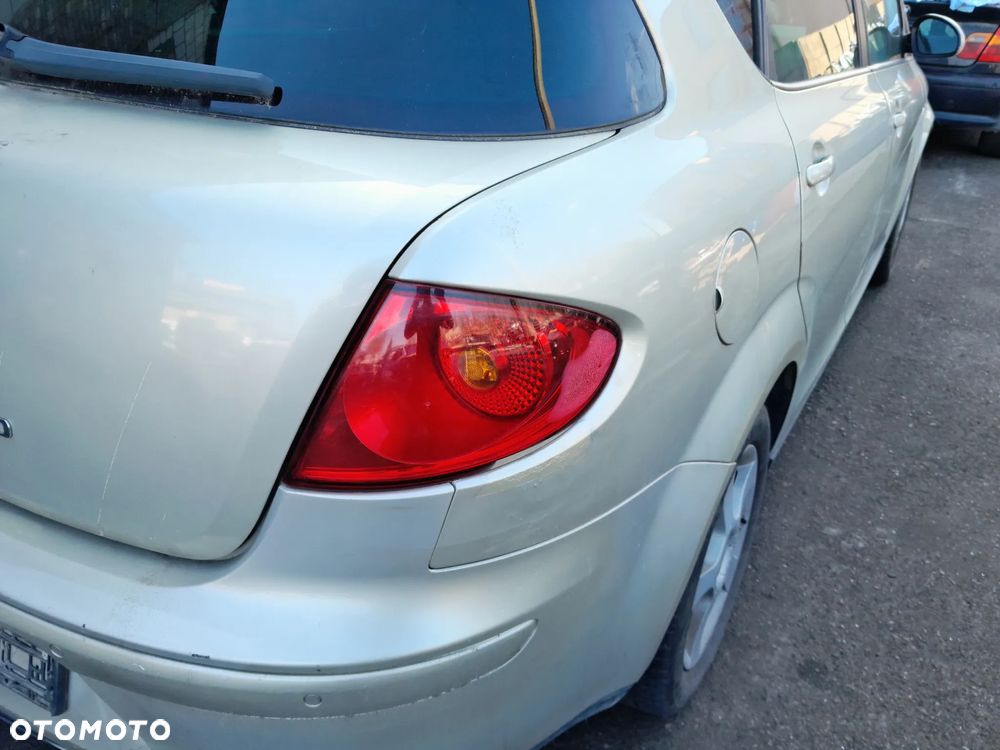 Lampa tylna prawa SEAT Toledo III 04-09r. Europa - 2