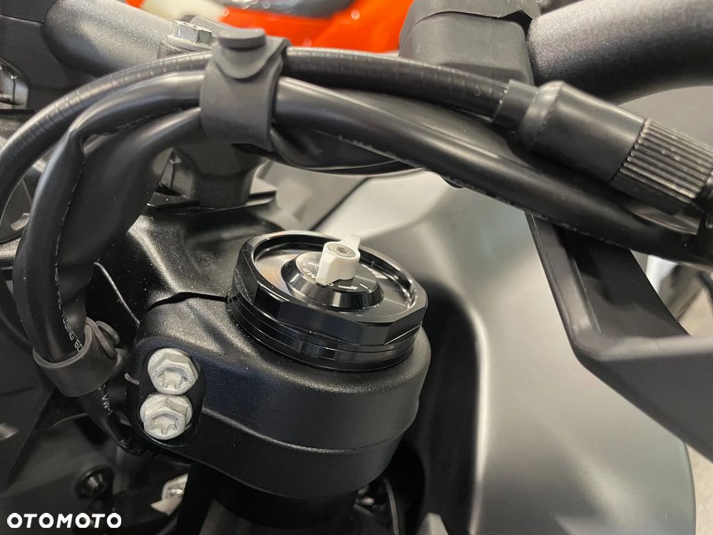 KTM Adventure - 4