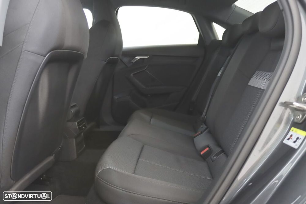 Audi A3 Limousine 30 TFSI S line S tronic - 8