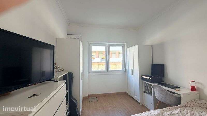 Apartamento T2 renovado - Grande imagem: 3/5