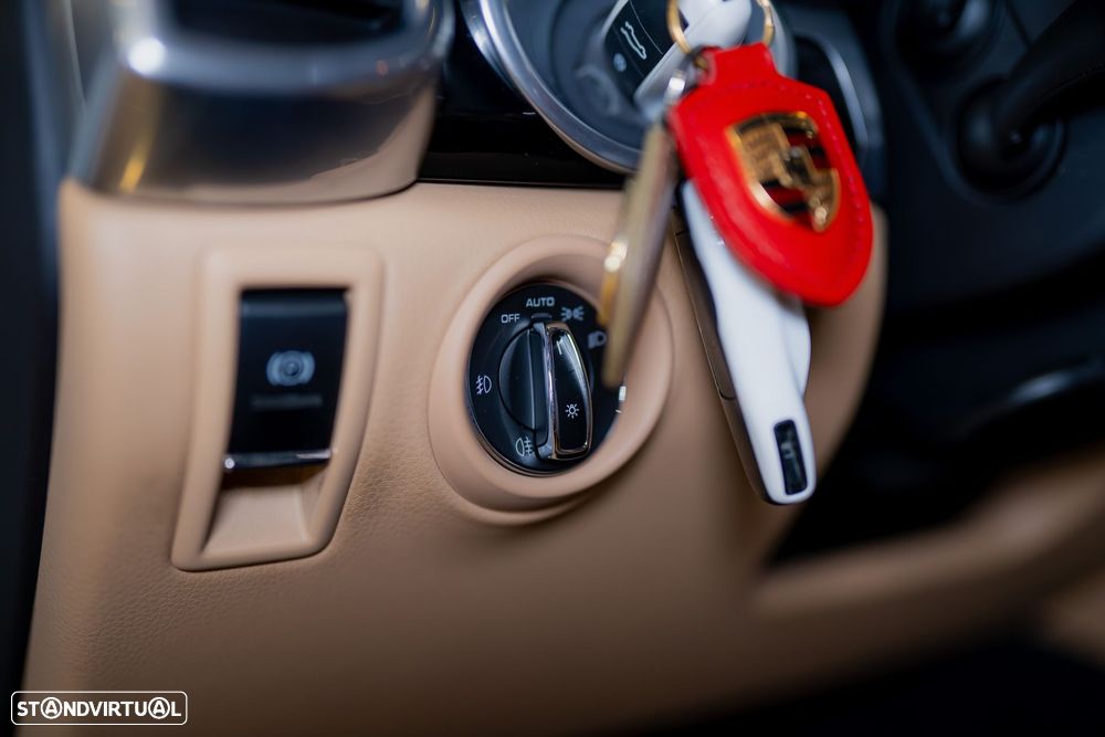 Porsche Cayenne S E-Hybrid - 24