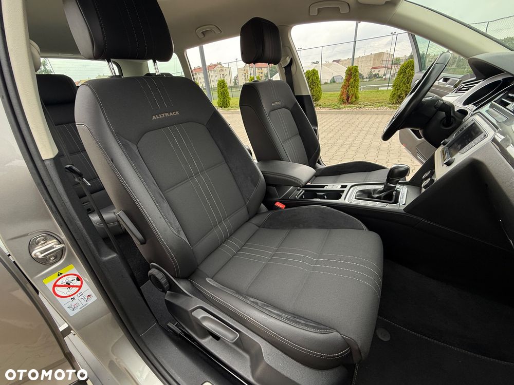 Volkswagen Passat Alltrack 2.0 TDI SCR 4Motion DSG (BMT) - 30