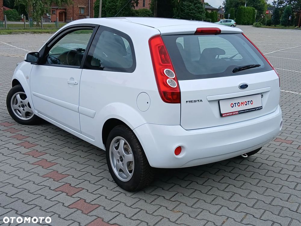 Ford Fiesta - 19