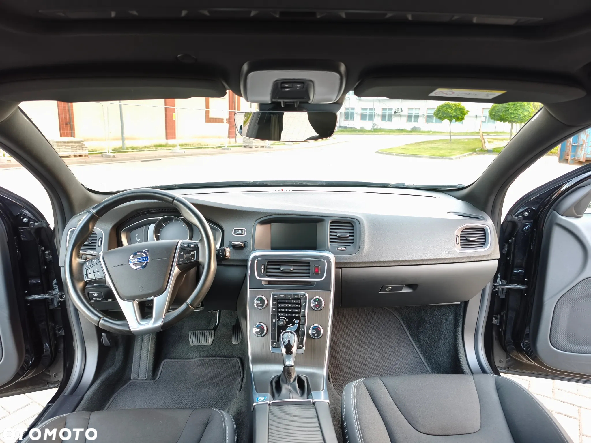 Volvo V60 D4 Drive-E Momentum - 8