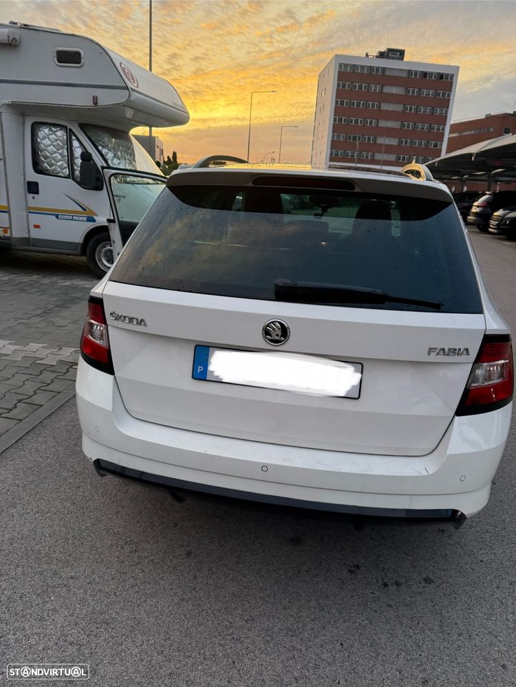 Skoda Fabia Break 1.0 TSI Monte Carlo - 3