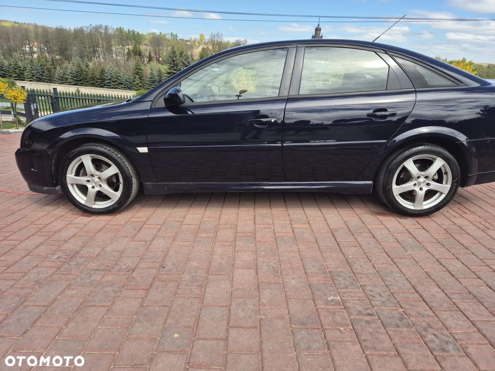 Opel Vectra 2.2 Comfort - 1