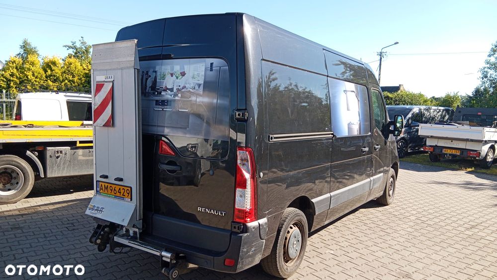 Renault MASTER 2.3 DCi S&S 170 T33 L2H2 - 6