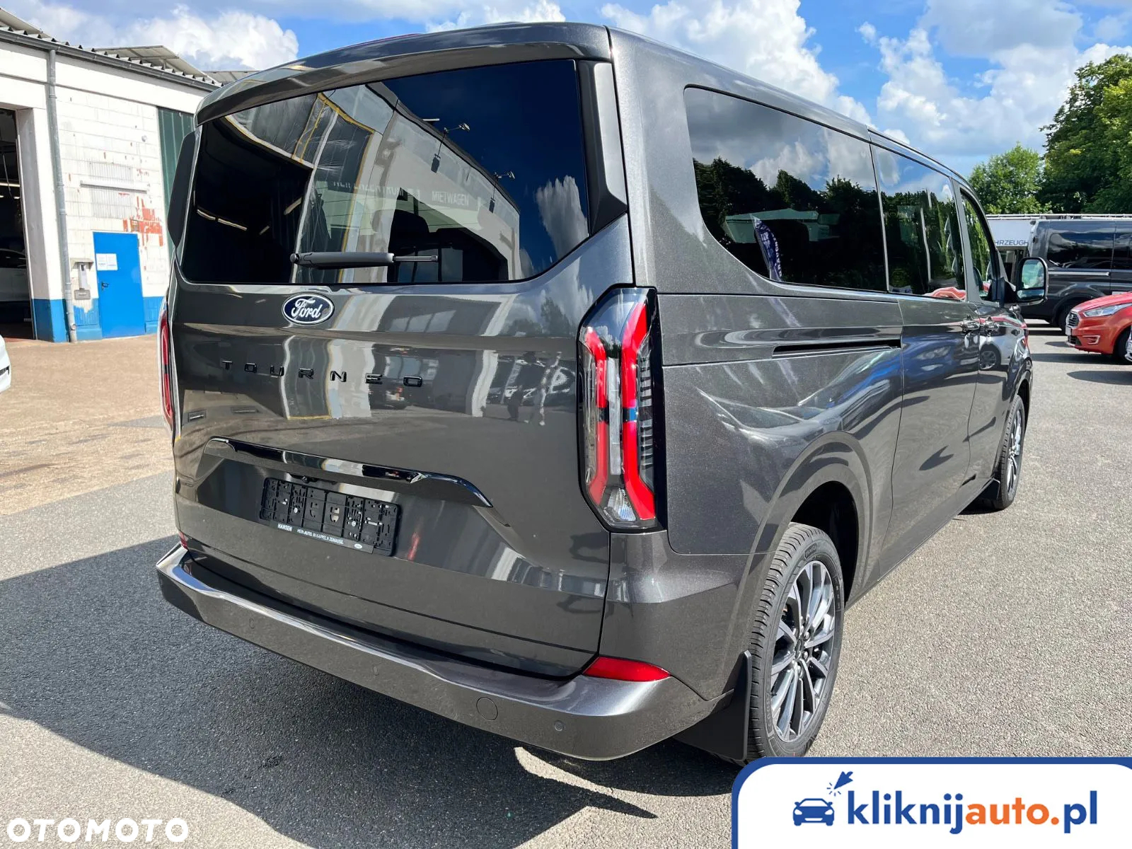 Ford Tourneo Custom 2.0 EcoBlue 320 L2 Titanium - 5