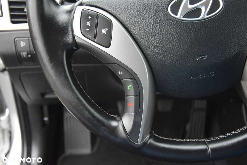 Hyundai i30 1.4 Classic + - 28