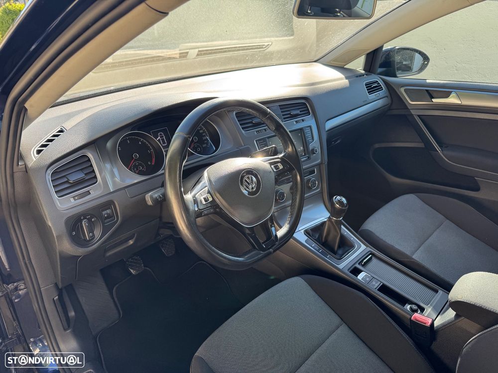 VW Golf 1.6 TDI Trendline - 14