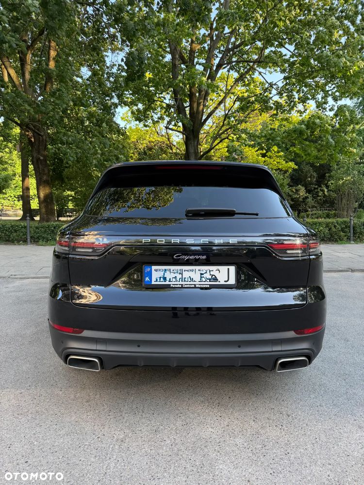 Porsche Cayenne Standard - 2