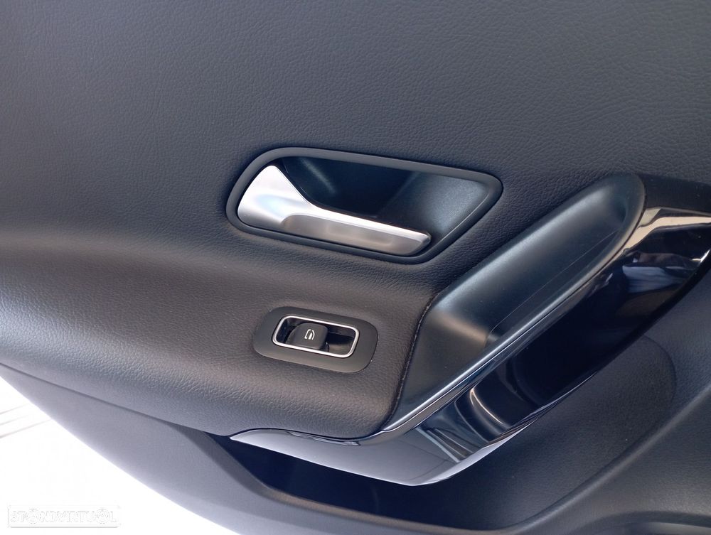 Mercedes-Benz A 160 Style - 13