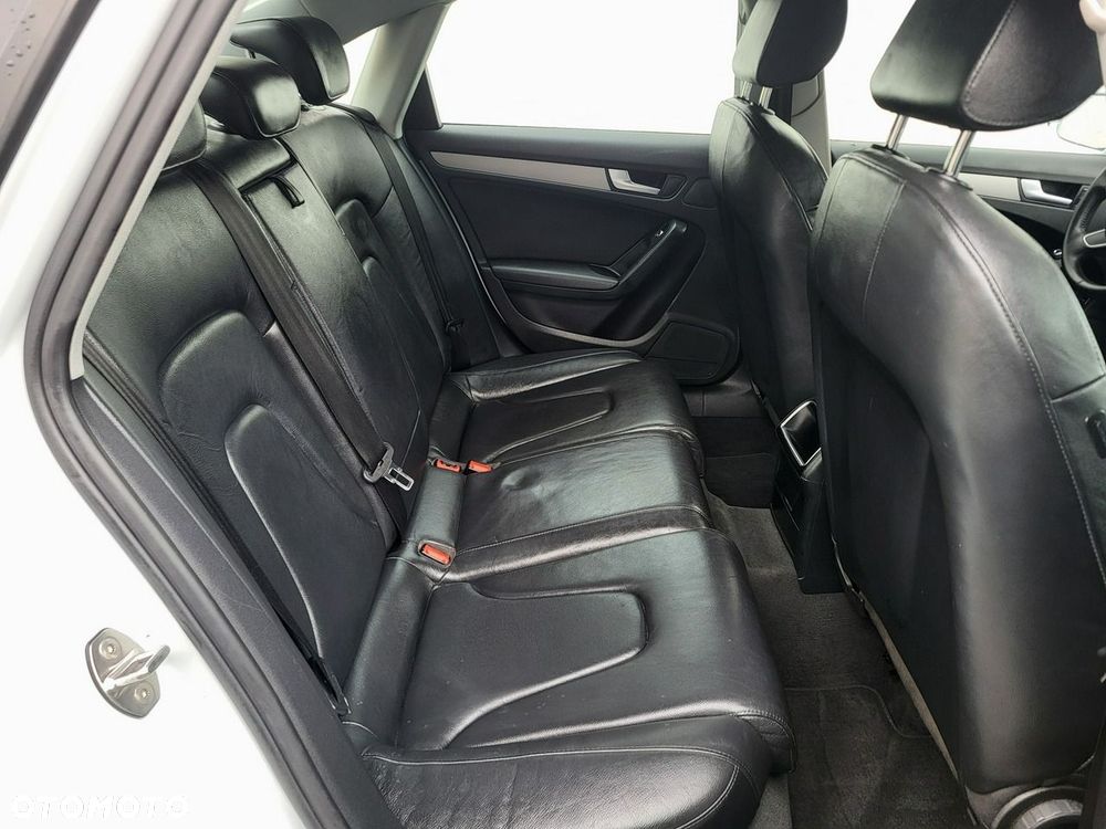 Audi A4 Allroad - 12