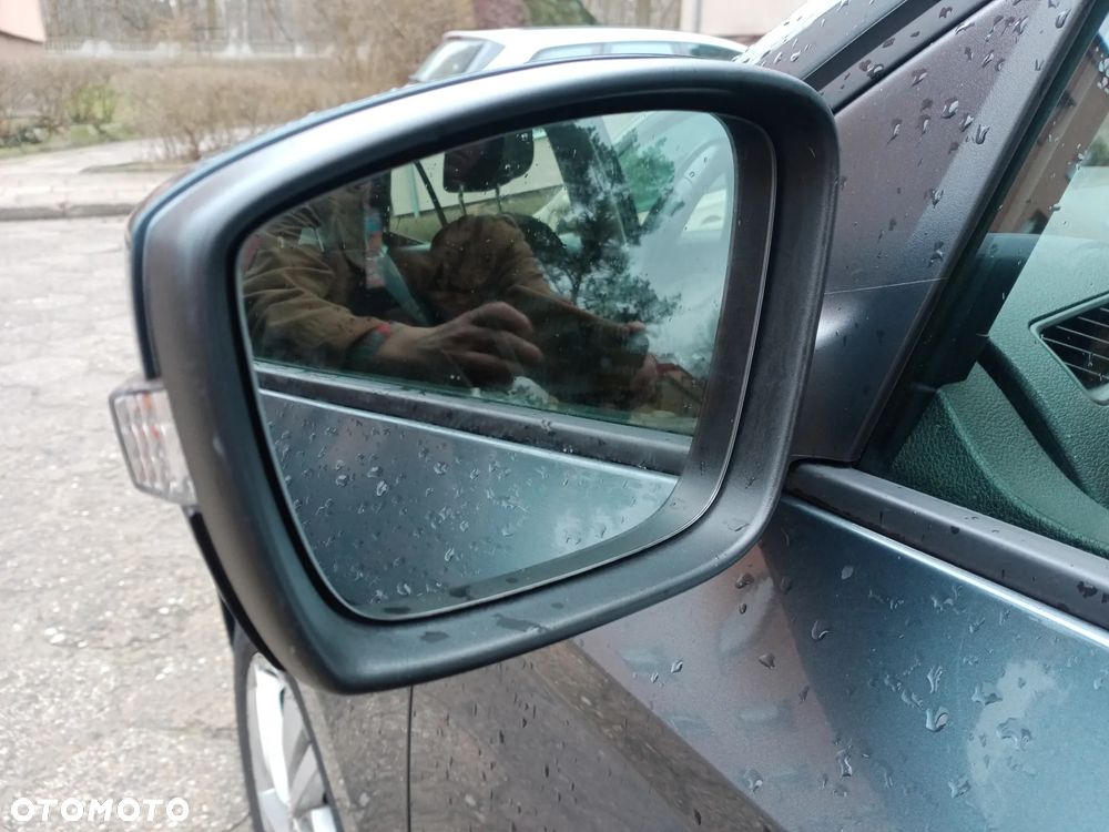 Skoda Fabia 1.0 Ambition - 11