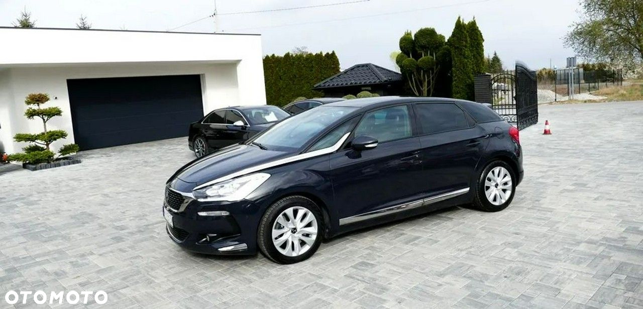 DS Automobiles DS 5 - 8