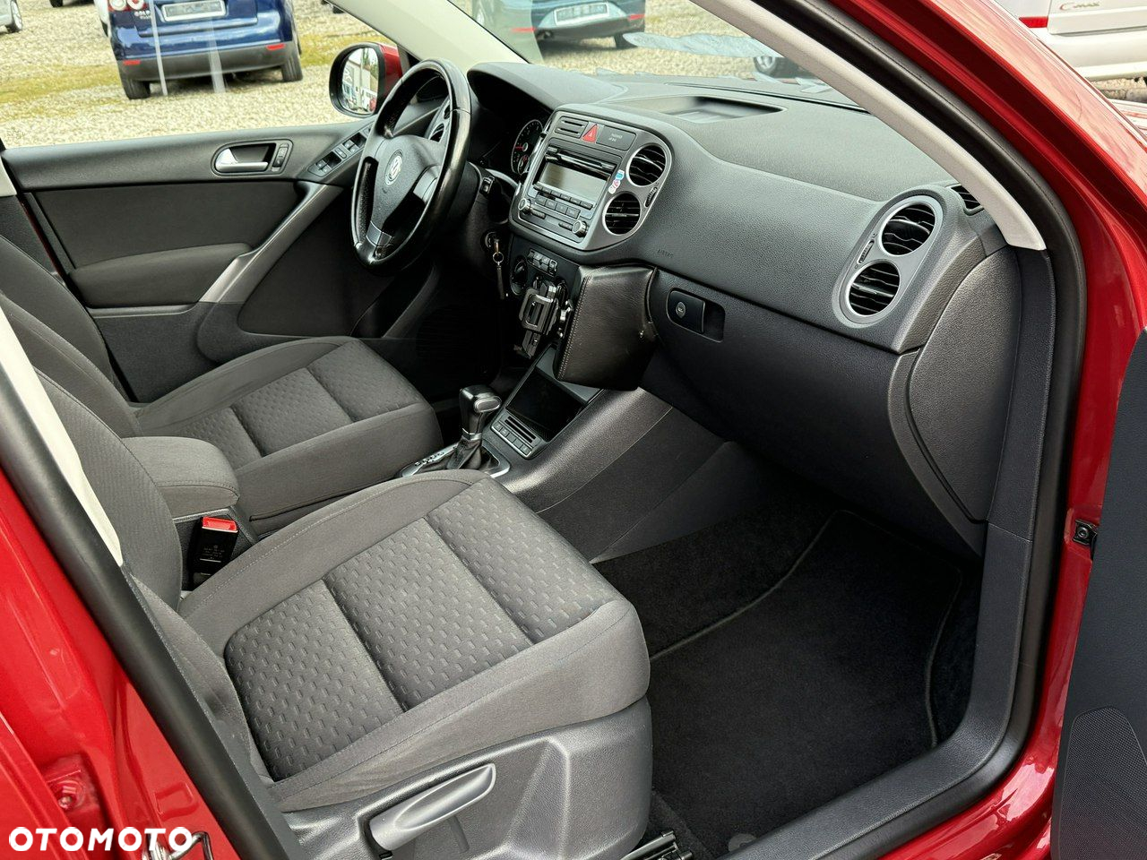 Volkswagen Tiguan - 31
