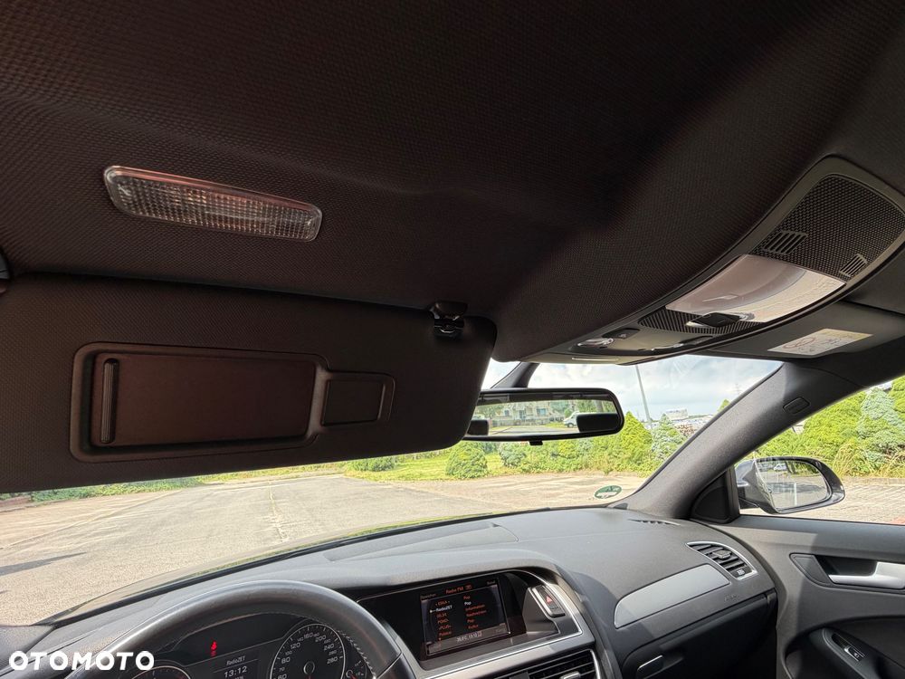 Audi A4 Limousine - 30