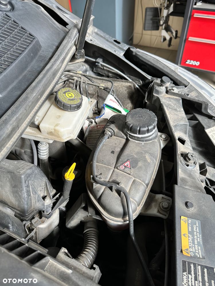 Mercedes-Benz Klasa V 250 (BlueTEC) d Avantgarde 7G-Tronic (ekstra dł) - 16