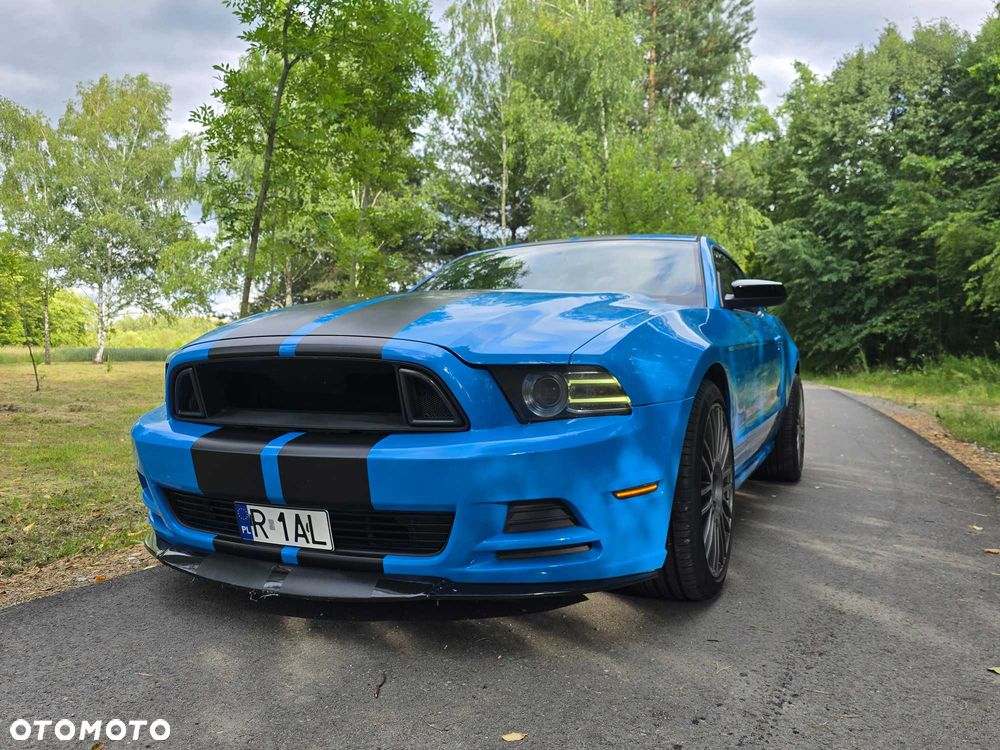 Ford Mustang - 12