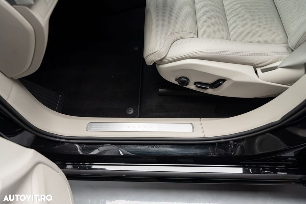 Volvo XC 90 - 14